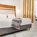 Asterias Aparthotel
