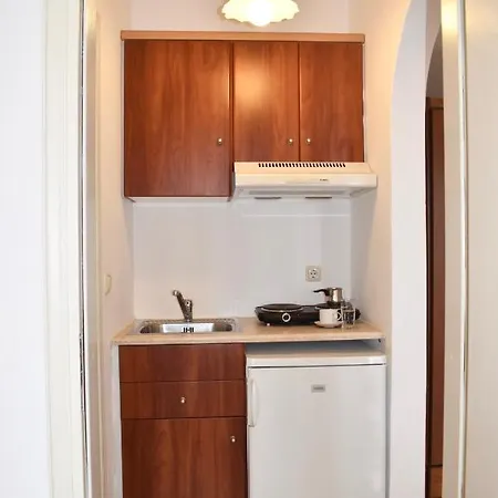 Ξενοδοχείο με διαμερίσματα Asterias