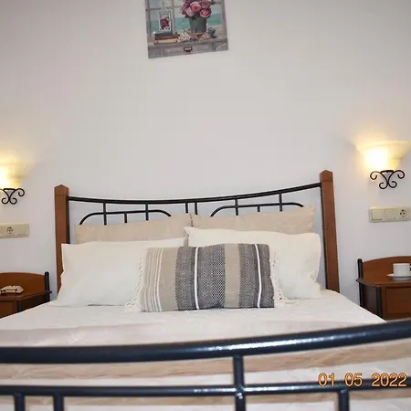 Ξενοδοχείο με διαμερίσματα Asterias 3*