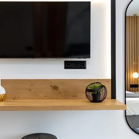 Ξενοδοχείο με διαμερίσματα Asterias 3*