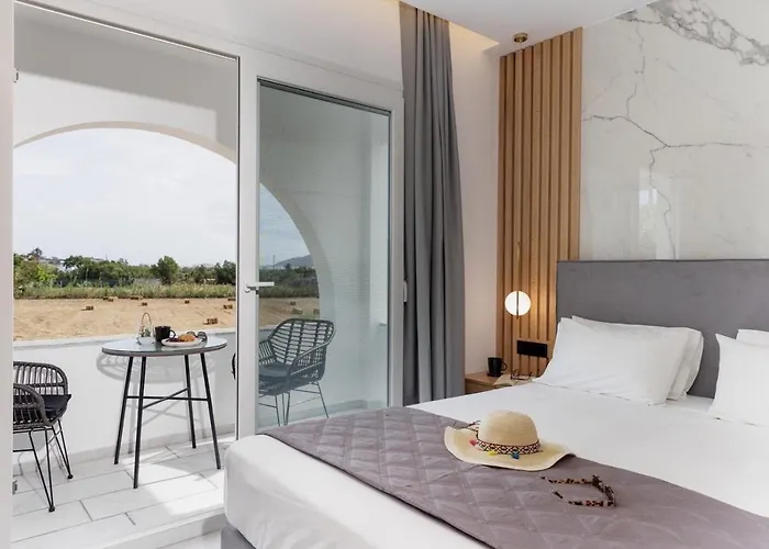 Aparthotel Asterias 3*