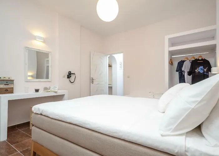 Aparthotel Asterias 3*