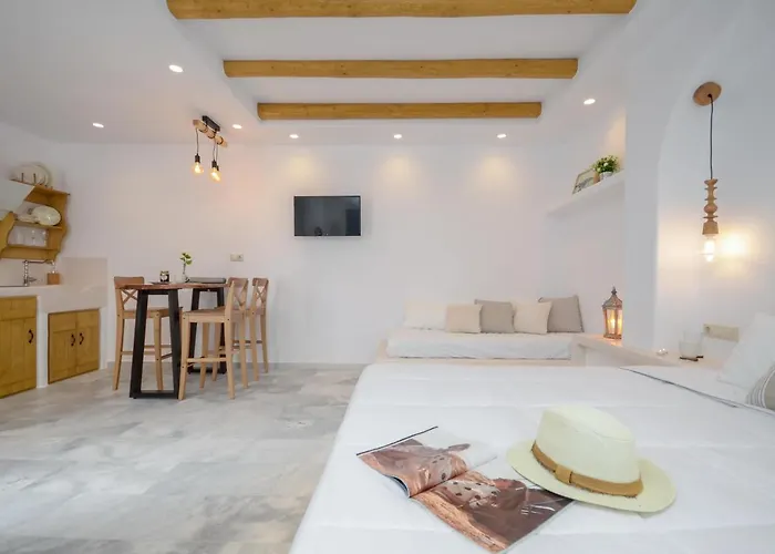 Asterias Αγία Άννα