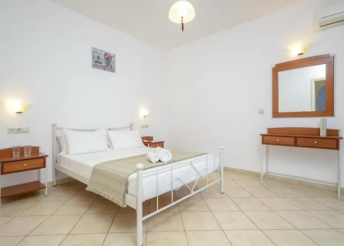 Aparthotel Asterias Agia Anna (Naxos)