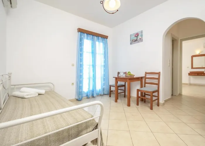 Aparthotel Asterias 3*